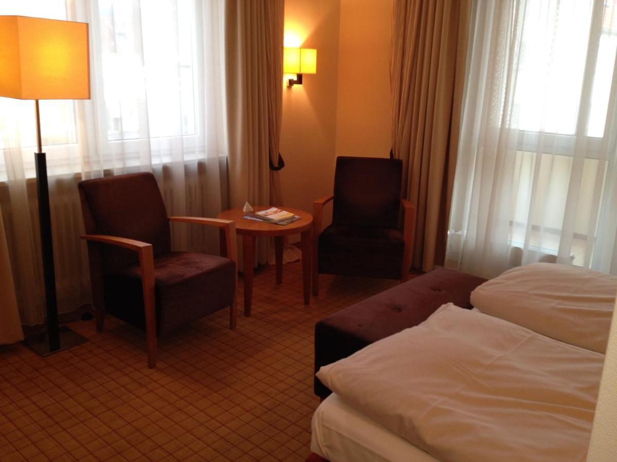 Ringhotel Bundschu Бад Мергентхайм Екстериор снимка