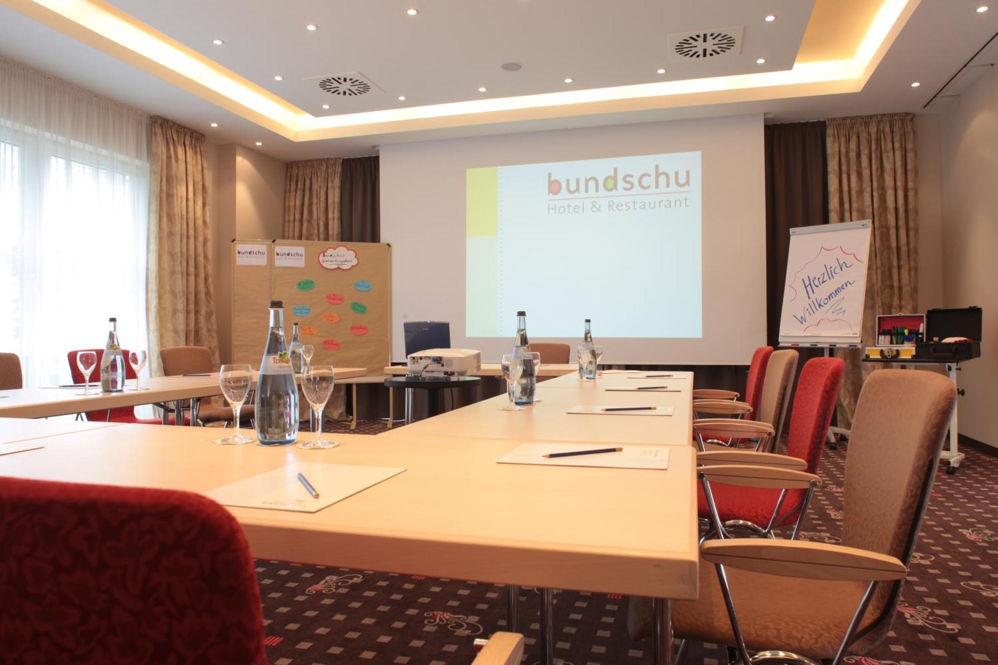 Ringhotel Bundschu Бад Мергентхайм Екстериор снимка